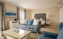 The Marine-Hermanus Hotel