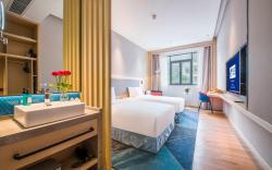 Holiday Inn Express Shenzhen Nanshan By IHG