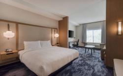Fairfield Inn & Suites Charlotte Belmont