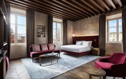 Grand Universe Lucca, Autograph Collection