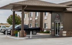 Super 8 by Wyndham Gardner