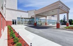 Best Western Plus Bowmanville Hotel