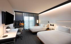 Courtyard Charlotte Waverly