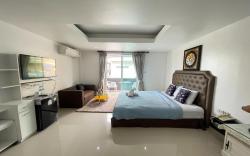 W-9 Apartments Hotel Pattaya