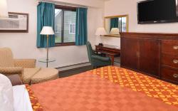 HomeTown Inn
