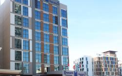 Kingsgate Hotel Al Jaddaf by Millennium Hotels