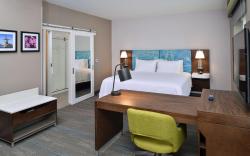 Hampton Inn & Suites Adrian