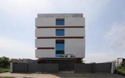 Treebo Sapphire Studio