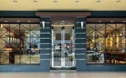 承攜行旅-高雄新崛江館