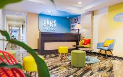 Sans Hotel Cemara Asri Medan