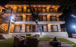 La Casa by Aashna