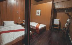 The History Cafe' & Guesthouse