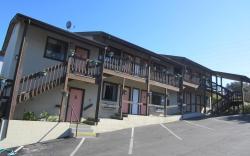 Monterey fairgrounds inn