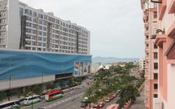 Marimari Marina Service Condo