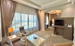 Loren Serviced Apartments Al Corniche