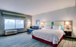 Hampton Inn & Suites Portland, ME