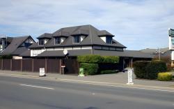 Aston Court Motel