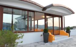 De Maria House