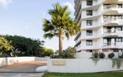 Kirribilli Riverfront Apartments