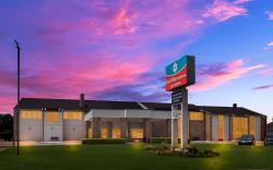 SureStay Plus Hotel by Best Western Greenwood