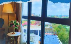 Luxury Pool View  Home by Tiara Troika Kota Bharu