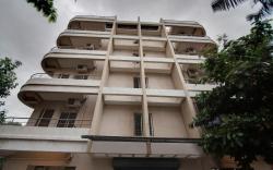 Hotel O Pioneer