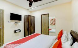 OYO RJT103 Hotel Blue Leaf