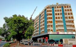 Manhattan Avenue Hotel
