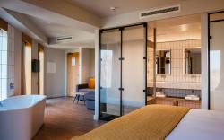 IXORA Hotel & Spa