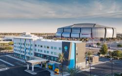 Tru by Hilton Phoenix Glendale Westgate
