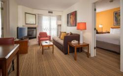 Sonesta ES Suites Charleston