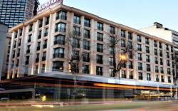 Grand Aras Hotel & Suites.