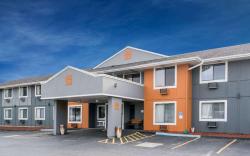 Super 8 By Wyndham Rochester Mayo Clinic Area