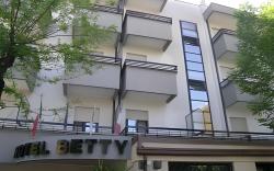 Hotel Betty Personal Style and Beach Village