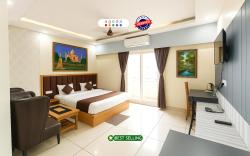 Goroomgo Shree Gajanana Puri - Near Sea Beach