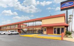 Howard Johnson Suites by Wyndham San Diego Chula Vista/BayFt