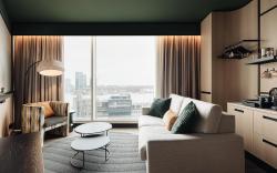 DoubleTree by Hilton Amsterdam Centraal Station