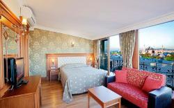 Lausos Hotel