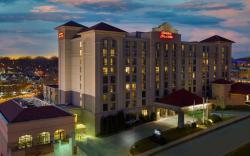 Hampton Inn And Suites Kansas City County Club Plaza