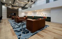 DoubleTree by Hilton Bakersfield