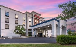 Hampton Inn & Suites Louisville East Hotel