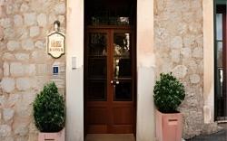 Hotel y Apartamentos DES PUIG