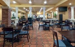 Embassy Suites by Hilton Kansas City Plaza