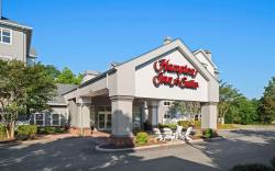 Hampton Inn & Suites Newport News (Oyster Point)