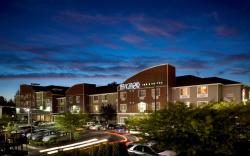 Executive Residency by Best Western Navigator Inn & Suites 