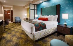 Best Western Premier Ashton Suites-Willowbrook