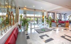 Hotel Carlton International