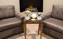Caruso Place Boutique & Wellness Suites