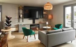 Campanile NATURE - Marne La Vallée Chelles - Villepinte