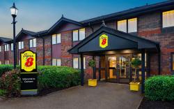 Super 8 by Wyndham Durham